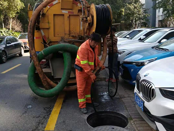 腾冲排污管道清淤